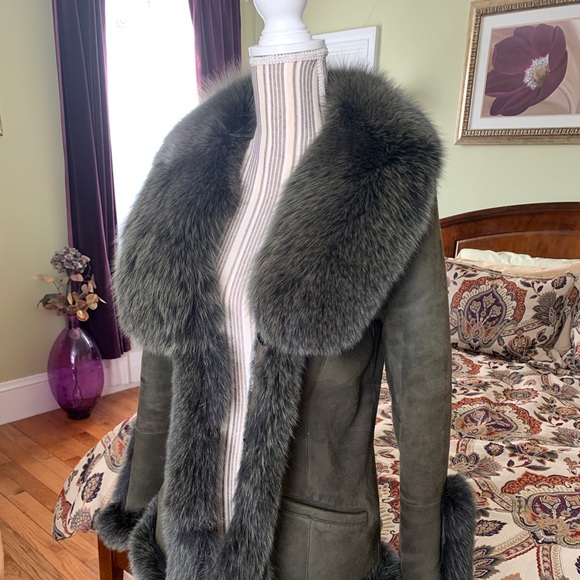 Italian Suede coat with real fox fur olive color - Picture 5 of 5
